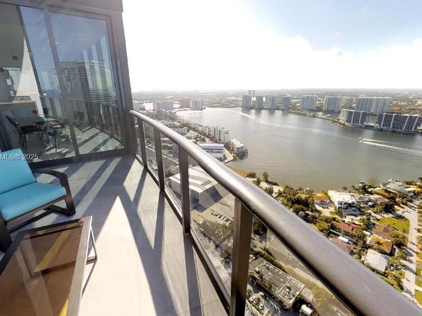 18555 Collins Ave 4804, Sunny Isles Beach FL 33160