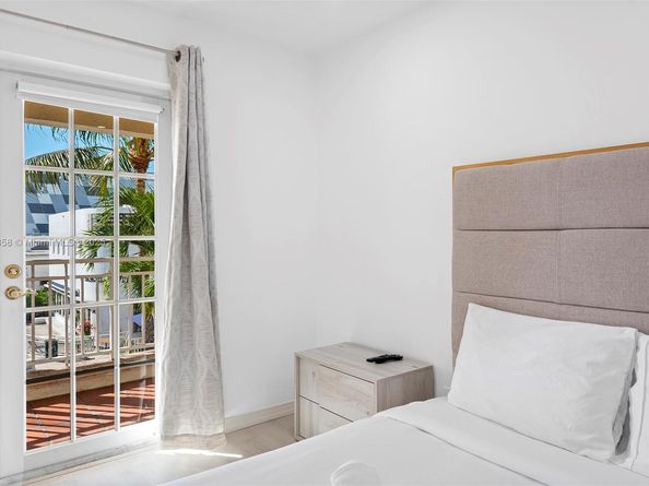 1415 Sunset Harbour Dr 204, Miami Beach FL 33139