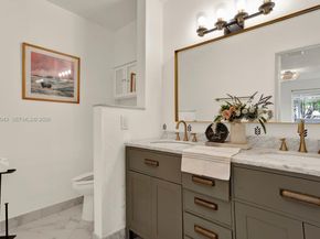 10441 Mahogany Key Cir 202, Miami FL 33196
