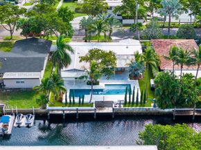 1895 Ixora Rd, North Miami FL 33181