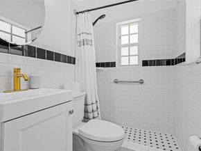 1209 La Mancha Ave, Coral Gables FL 33134
