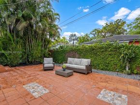 1209 La Mancha Ave, Coral Gables FL 33134
