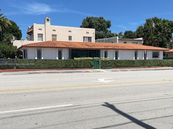 1101 SW 17th Ave