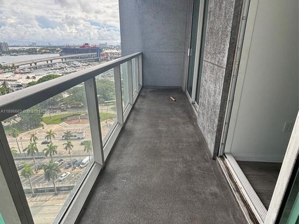 244 Biscayne Blvd 1606, Miami FL 33132