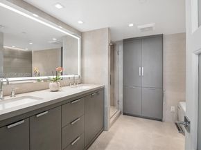400 S Pointe Dr 2309, Miami Beach FL 33139