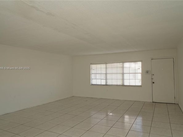 11855 NE 19th Dr 10, North Miami FL 33181