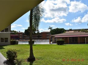 11855 NE 19th Dr 10, North Miami FL 33181