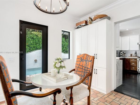 4430 Alton Rd, Miami Beach FL 33140