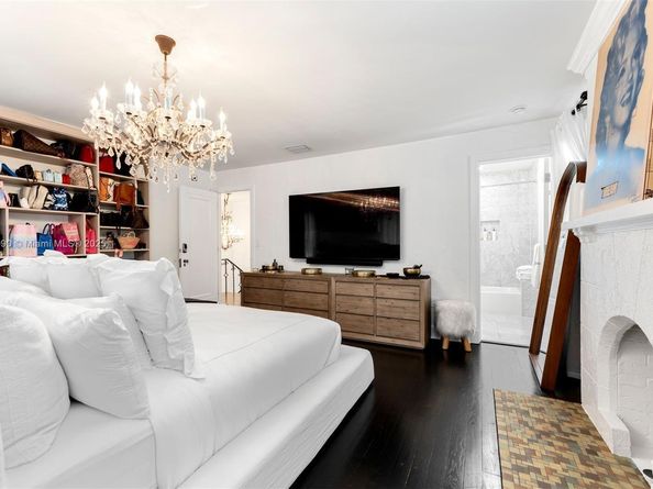 4430 Alton Rd, Miami Beach FL 33140