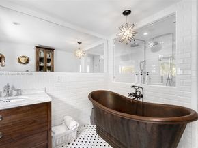 4430 Alton Rd, Miami Beach FL 33140