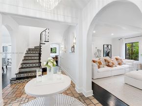 4430 Alton Rd, Miami Beach FL 33140
