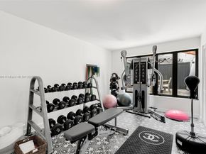 4430 Alton Rd, Miami Beach FL 33140