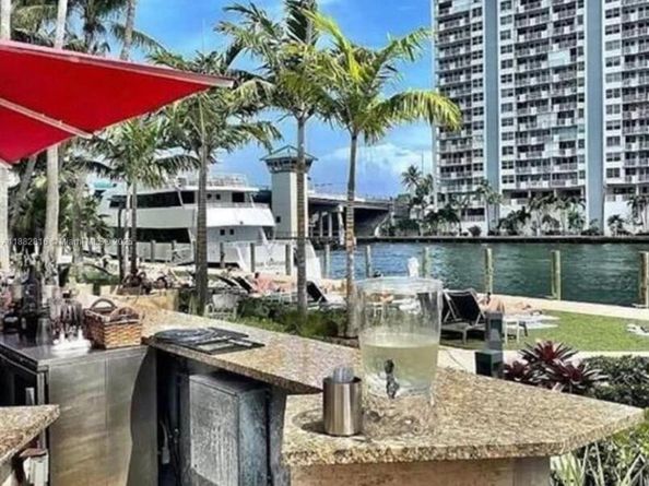 2670 E Sunrise Blvd 1103, Fort Lauderdale FL 33304