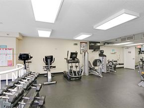 Undisclosed Address #A11873551, Aventura FL 33180