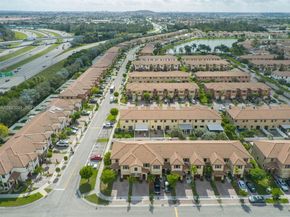 3316 W 91st Ter, Hialeah FL 33018