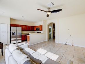 3316 W 91st Ter, Hialeah FL 33018