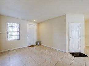 3316 W 91st Ter, Hialeah FL 33018