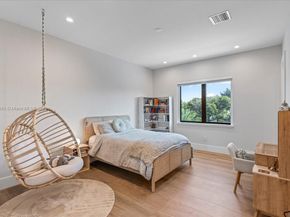 11907 SW 70th Ave, Pinecrest FL 33156