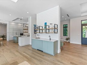 11907 SW 70th Ave, Pinecrest FL 33156