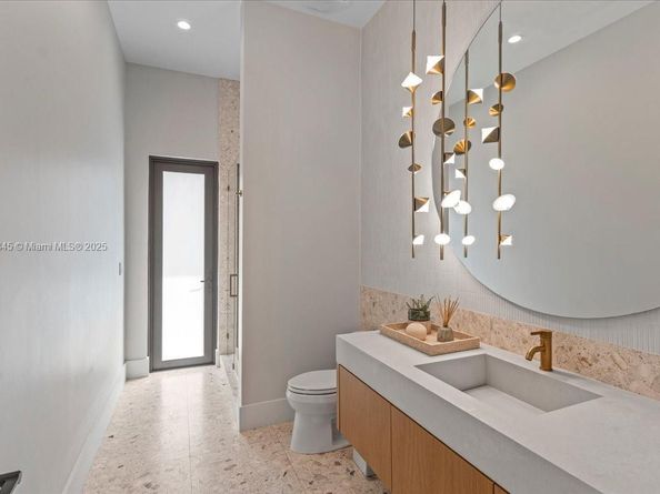 11907 SW 70th Ave, Pinecrest FL 33156