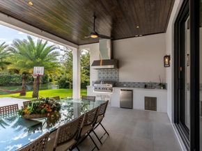 11907 SW 70th Ave, Pinecrest FL 33156