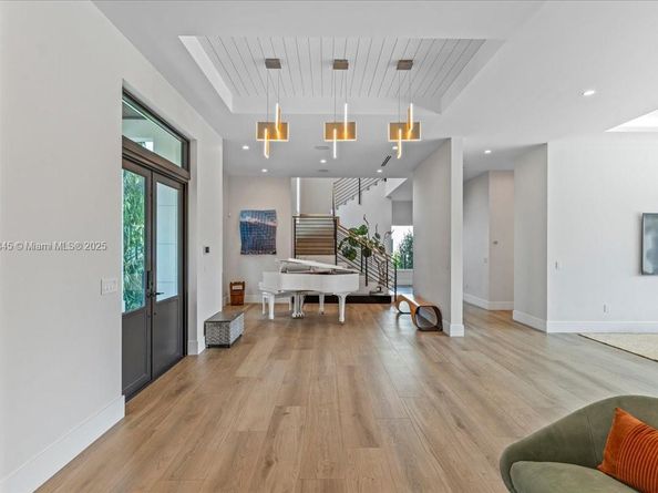 11907 SW 70th Ave, Pinecrest FL 33156