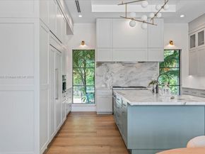 11907 SW 70th Ave, Pinecrest FL 33156