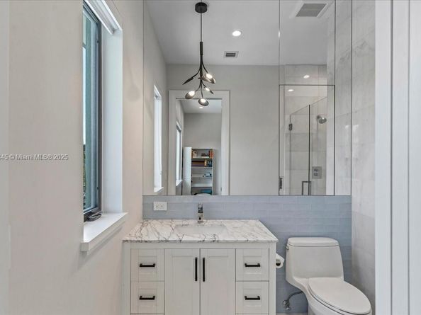 11907 SW 70th Ave, Pinecrest FL 33156