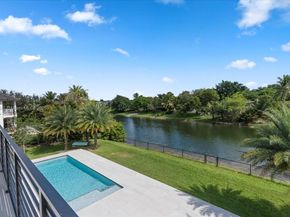 11907 SW 70th Ave, Pinecrest FL 33156