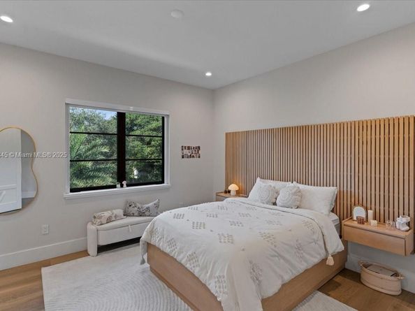 11907 SW 70th Ave, Pinecrest FL 33156