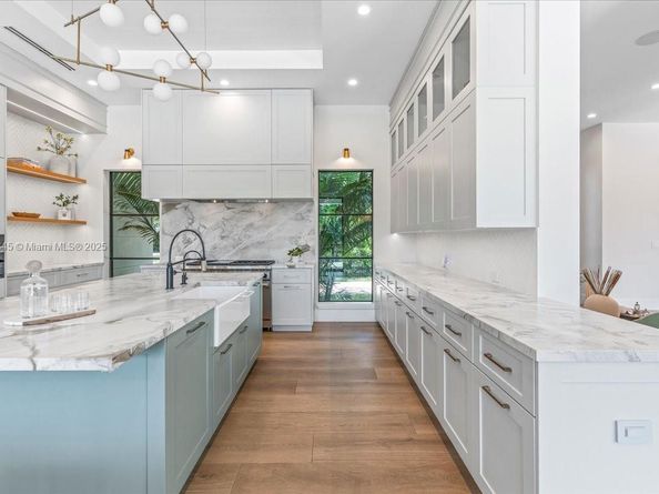 11907 SW 70th Ave, Pinecrest FL 33156