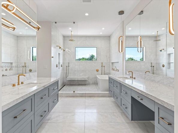 11907 SW 70th Ave, Pinecrest FL 33156