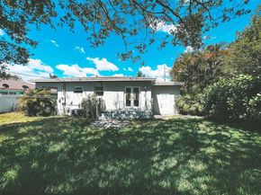 1231 N 16th Ct, Hollywood FL 33020