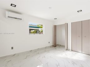 251 SW 9th Ave, Hallandale Beach FL 33009