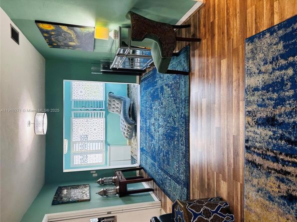 8600 NW 25th Ct, Sunrise FL 33322