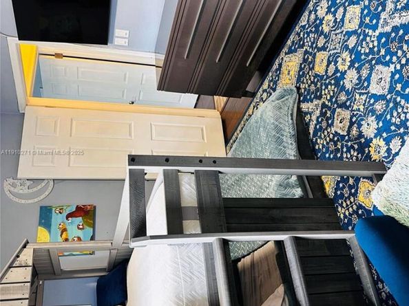 8600 NW 25th Ct, Sunrise FL 33322