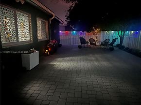 8600 NW 25th Ct, Sunrise FL 33322