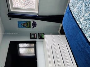 8600 NW 25th Ct, Sunrise FL 33322