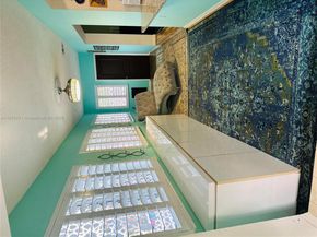 8600 NW 25th Ct, Sunrise FL 33322