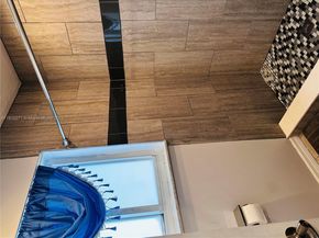 8600 NW 25th Ct, Sunrise FL 33322