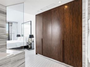 2201 Collins Ave 431, Miami Beach FL 33139