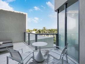 2201 Collins Ave 431, Miami Beach FL 33139