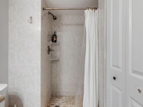 303 Lakeview Drive 102, Weston FL 33326