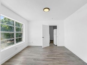 500 SW 8th AVE, Miami FL 33130