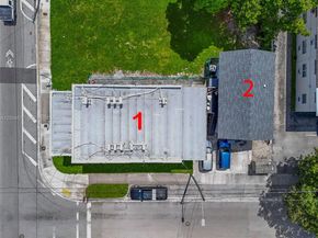 500 SW 8th AVE, Miami FL 33130