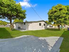 8370 SW 46th St, Miami FL 33155