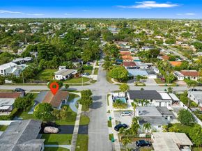 8370 SW 46th St, Miami FL 33155