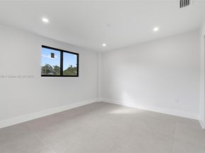 8370 SW 46th St, Miami FL 33155