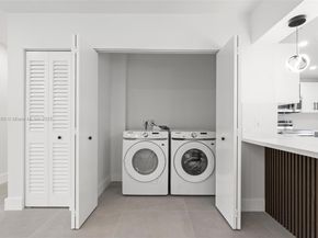 8370 SW 46th St, Miami FL 33155