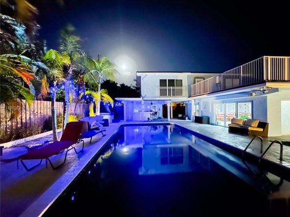 3407 Beacon St, Pompano Beach FL 33062